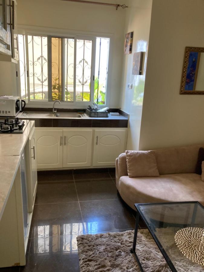 Chez Camille A Zac Mbao Apartment Diokoul ภายนอก รูปภาพ